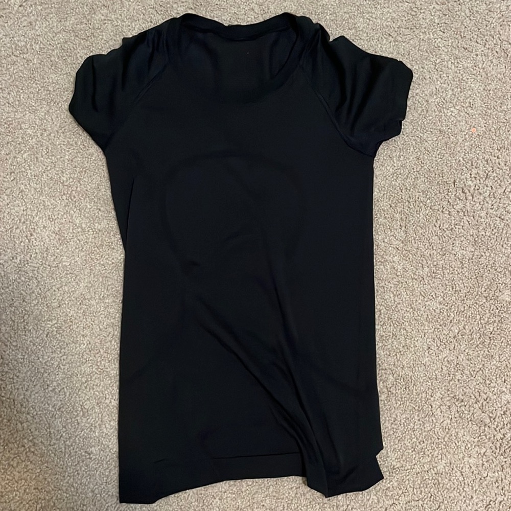 Lululemon black swiftly tech